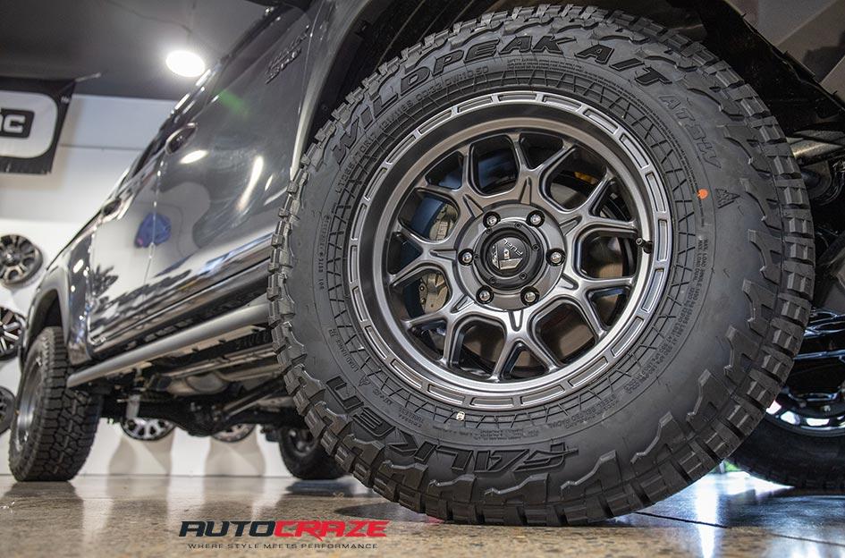 TOYOTA HILUX N80 4WD TECH ANTHRACITE 